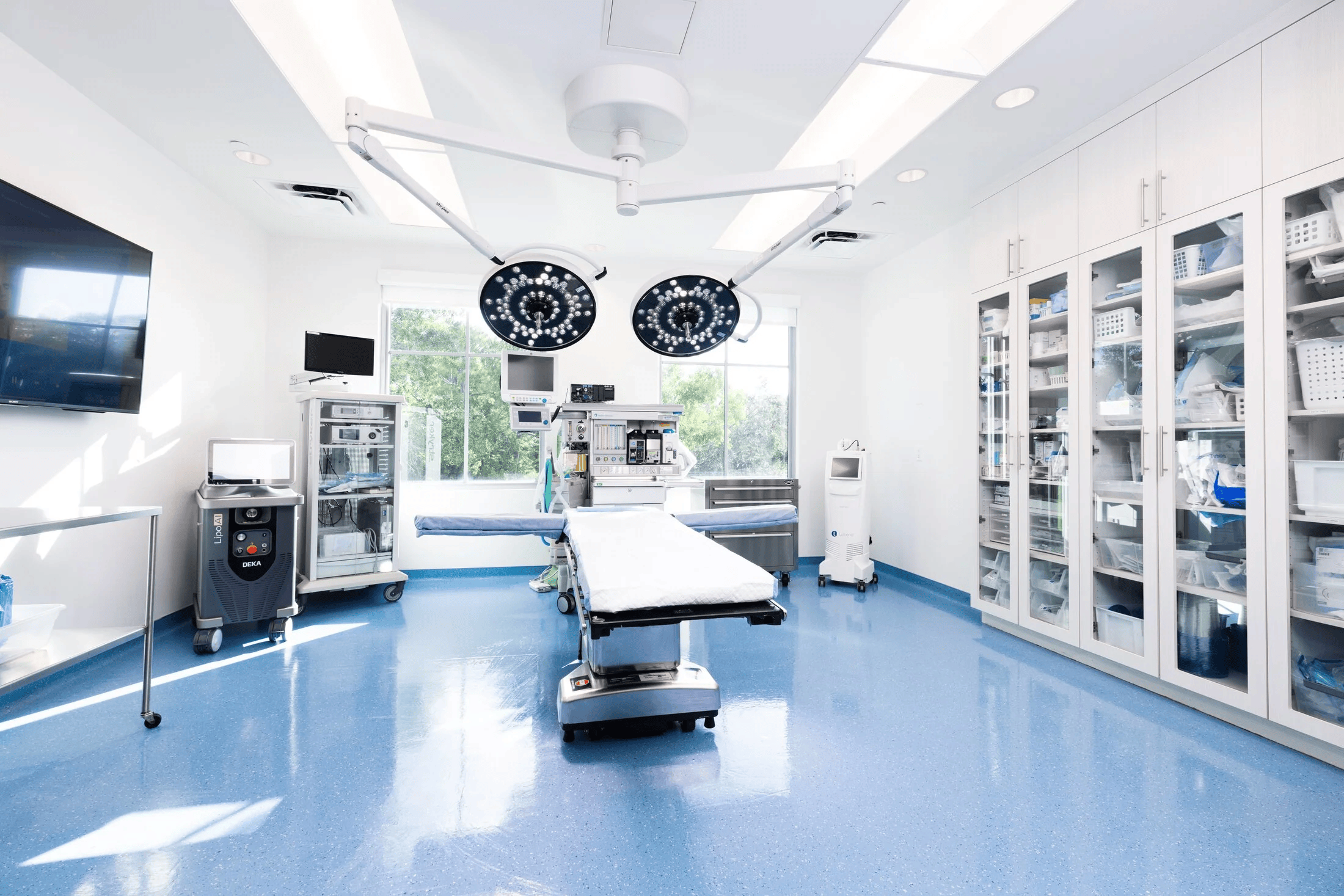 About Our Office, Dr. Hilton Becker, MD FACS